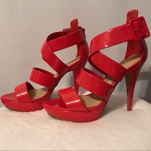 Red Rock Republic strappy shoes size 8M.